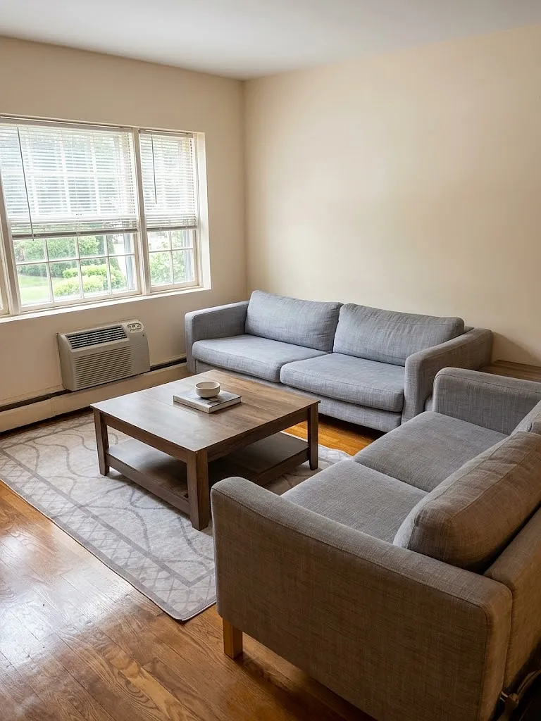 1 bed, 650 sqft, $1,800 — Photo 4