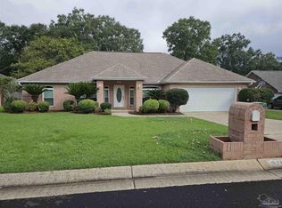528 Derry Dr, Cantonment, FL 32533