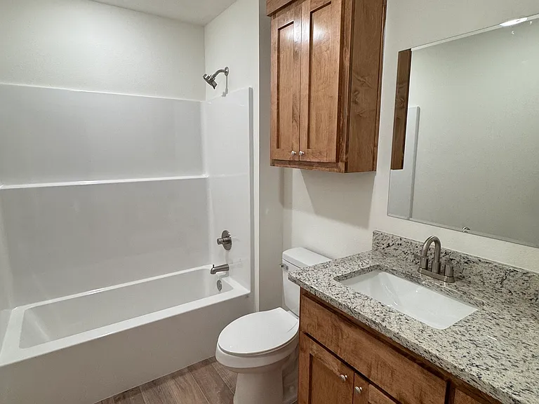1101 Center Court Cir — Photo 8