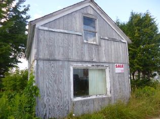 6315 State St, Garden, MI 49835