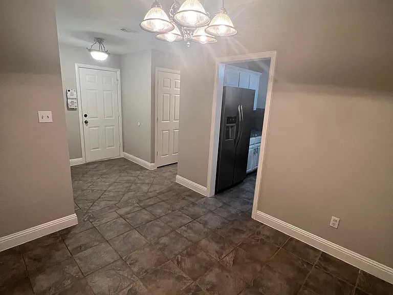 313 Timbercreek Ct — Photo 10