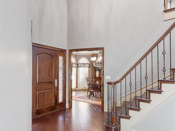 5th image of 13512 Seward St