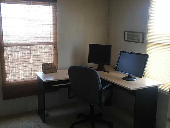 3rd image of 1122 Los Nardos