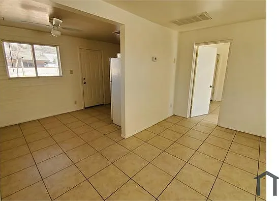 1610 W Becker Ln — Photo 10