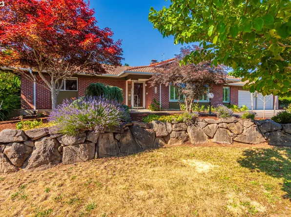 408 W 35th St, Vancouver, WA 98660