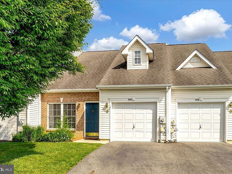 1st image of 430 Sweetman Dr
