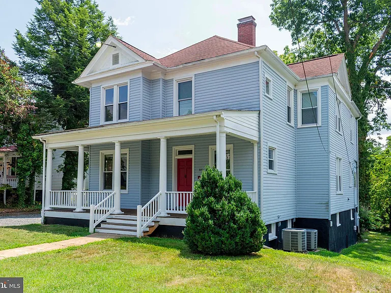 222 W Main St — Photo 7