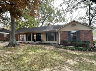 1687 Desoto Cv, Southaven, MS 38671