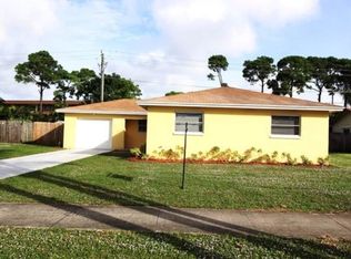 440 Alemeda Dr, Palm Springs, FL 33461