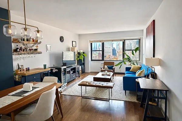 160 East 38th Street #30C
