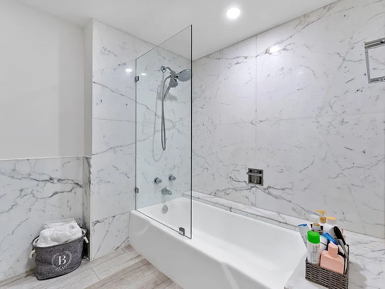 3750 Galt Ocean Dr #1002 — Photo 21