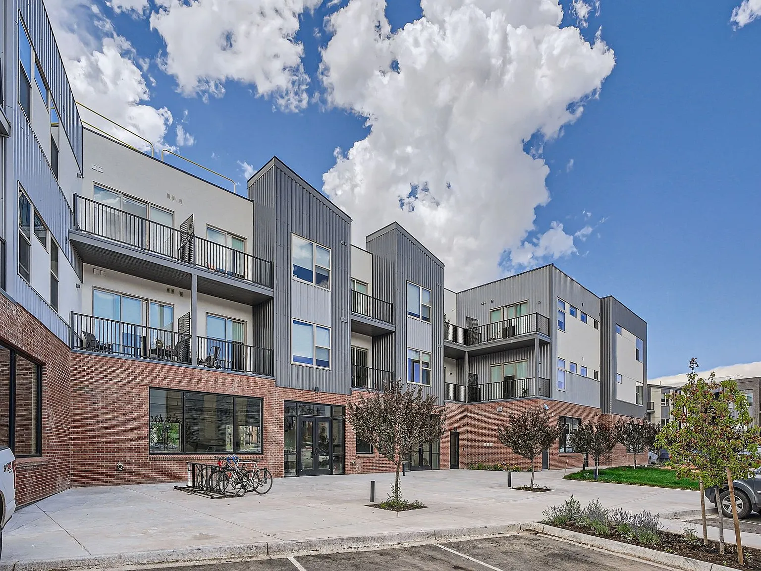 Hayden Place — Photo 1