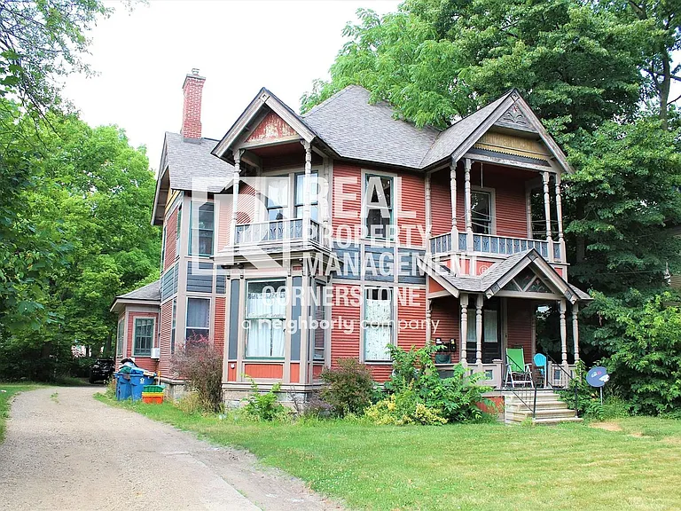 808 W Kalamazoo Ave — Photo 46