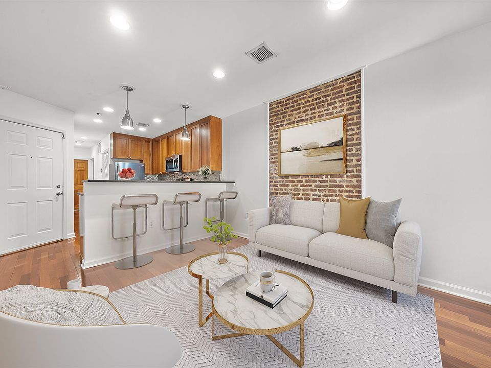 1st image of 508 Grand St APT 1L