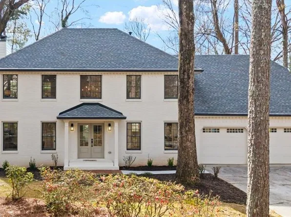 4466 Windsor Oaks Cir, Marietta, GA 30066