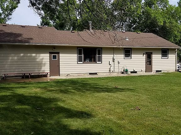 4th image of 1319 Briarwood Dr
