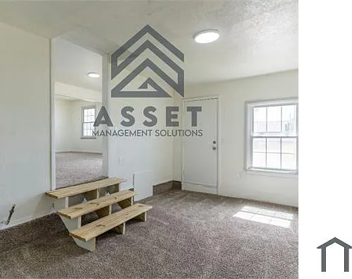 3317 NE 15th St — Photo 10