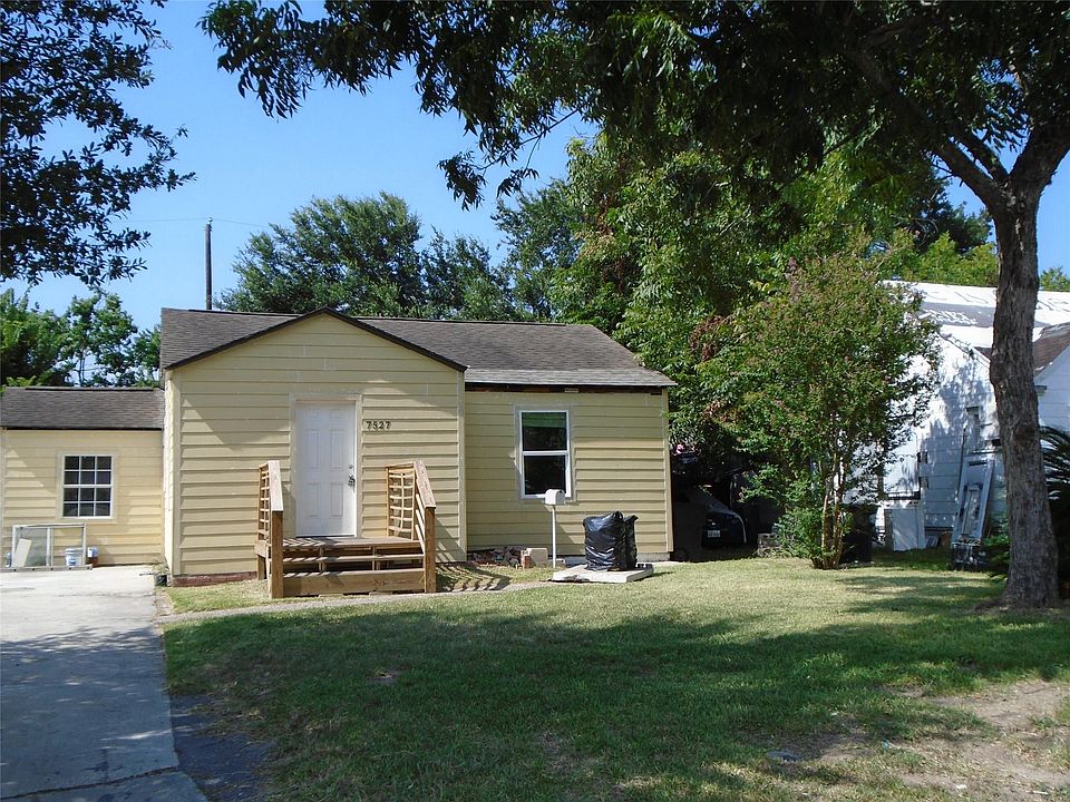 1st image of 7527 Erath St