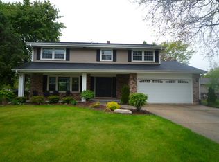 5S680 Buttonwood Ct, Naperville, IL