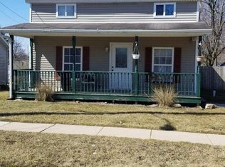 946 S Winter St, Adrian, MI 49221