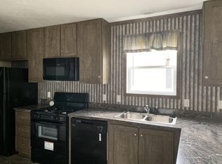 13639 Pinewood Dr, Grand Haven, MI 49417