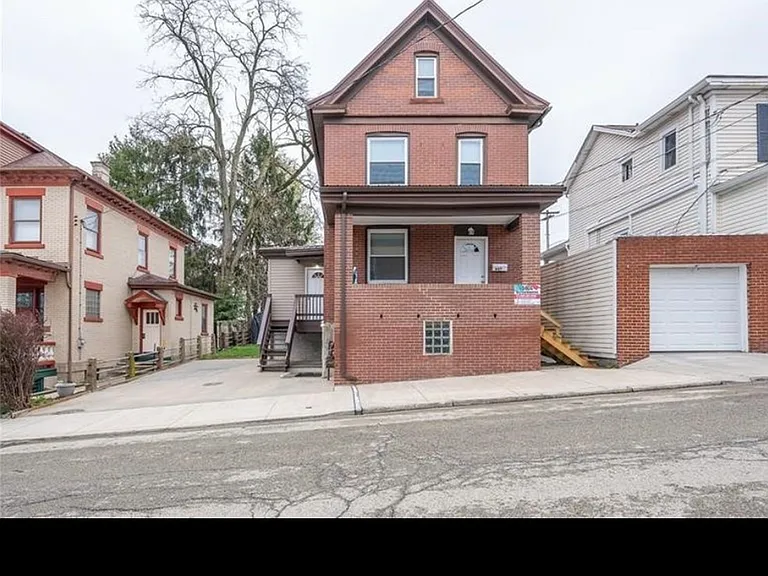 447 Steck St — Photo 1