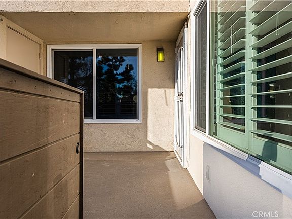2nd image of 1360 Cabrillo Park Dr APT F