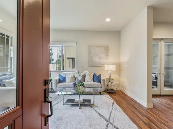 3757 Klamath Ln, Palo Alto, CA 94303