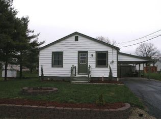 906 Stiening St, Waterloo, IL 62298