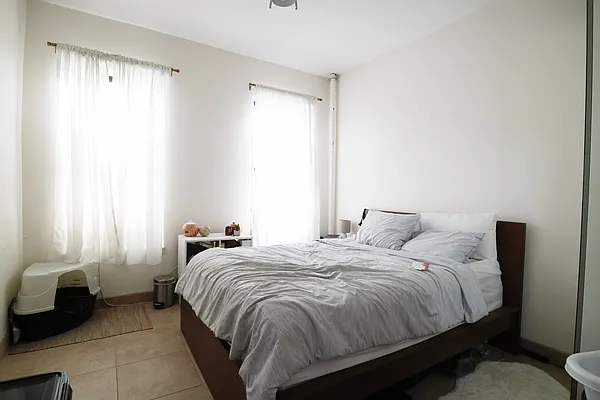 Rented by City Connections Realty | media 6