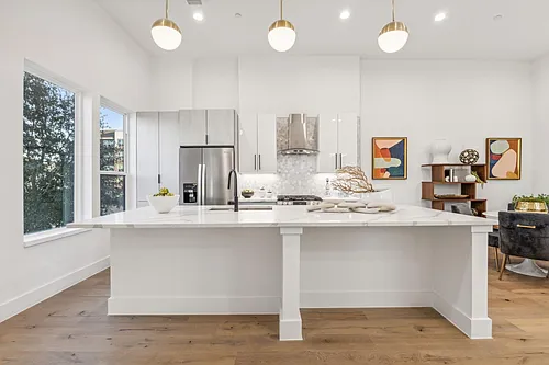 4208 Live Oak St #102 Photo 1
