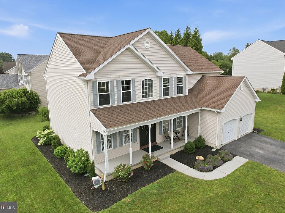 1st image of 403 Inkwell Ct