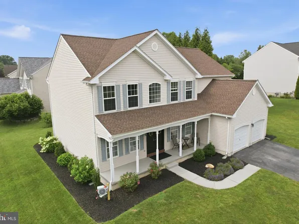 403 Inkwell Ct, Oxford, PA 19363
