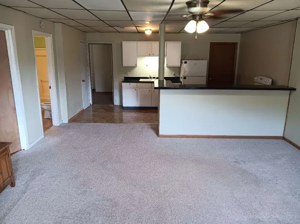 2912 E 15th Rd #4, Ottawa, IL 61350