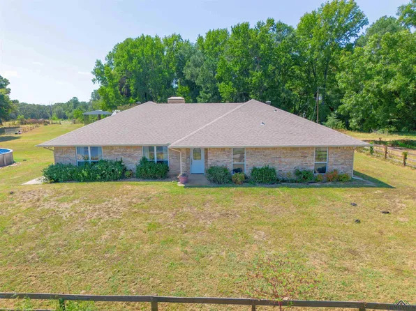 1408 County Road 4305, Annona, TX 75550