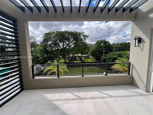 7850 SW 67th Ave — Photo 43