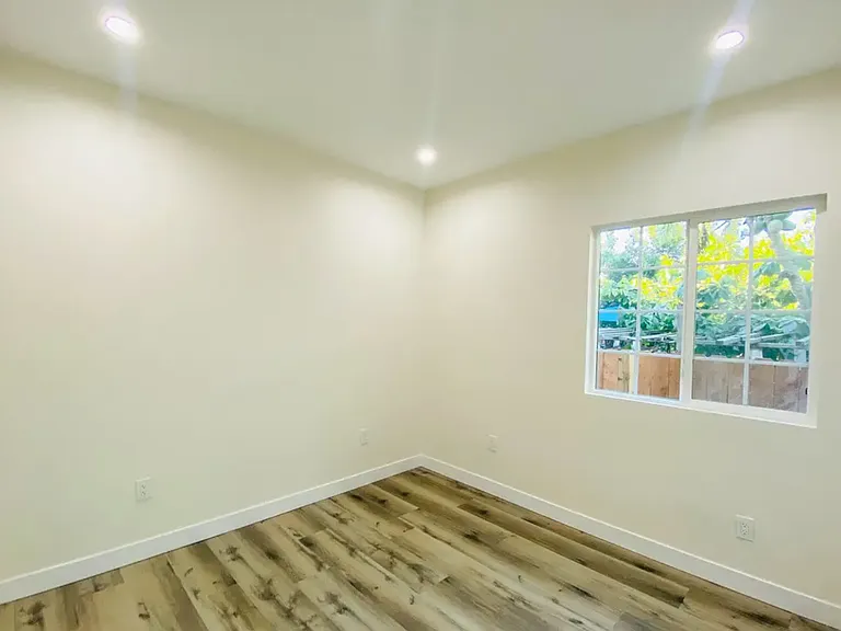 4033 Adair St — Photo 5