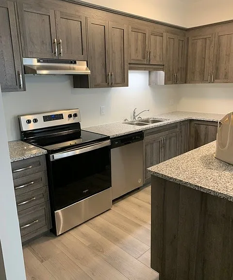 261 Woodbine Ave #B67 — Photo 12