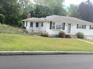 211 Getchell Ave, Woonsocket, RI 02895