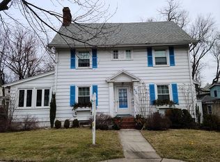 160 Chestnut St #1, Montclair, NJ 07042