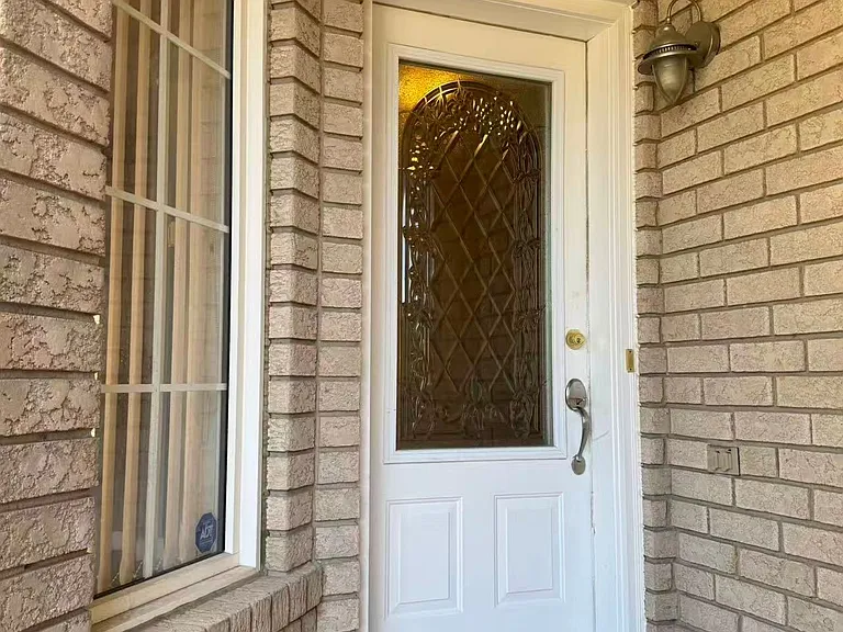 7267 Aldercrest Dr — Photo 4