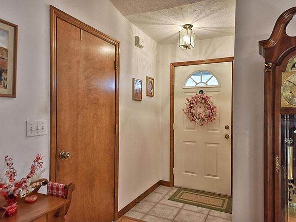 3rd image of 12057 SE 84th Ter