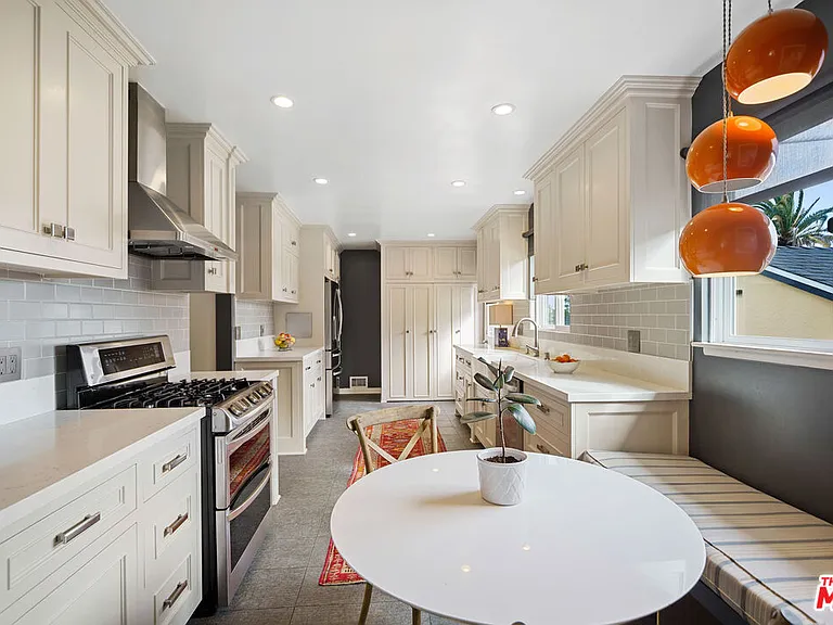 3085 Motor Ave — Photo 13