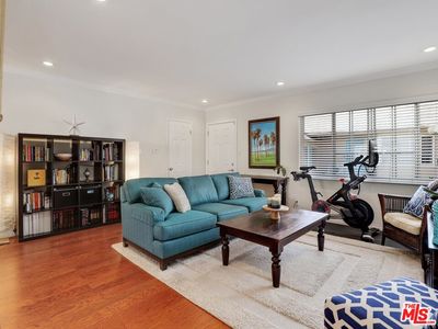 952 6th St APT G, Santa Monica, CA, 90403