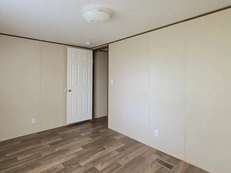 1160 Sioux Swamp Dr — Photo 8