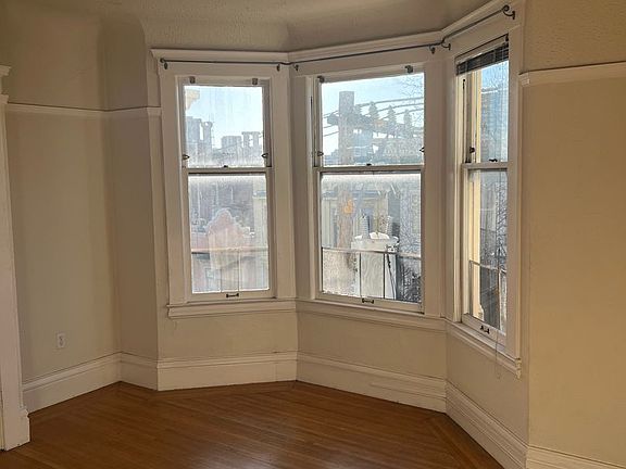 3rd image of 1140 Hyde St #6