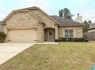 2048 Shamrock Ln, Moody, AL 35004