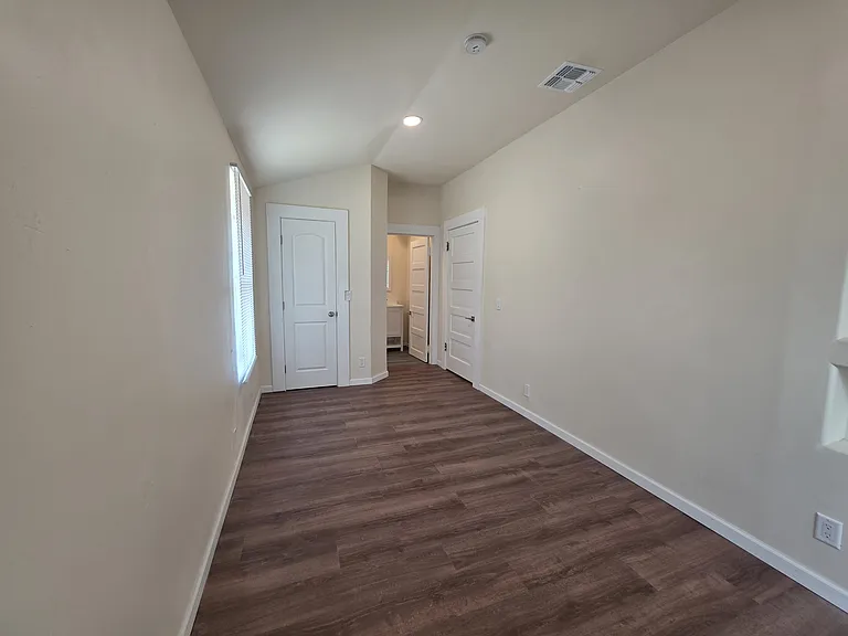 833 N 4th Ave — Photo 39