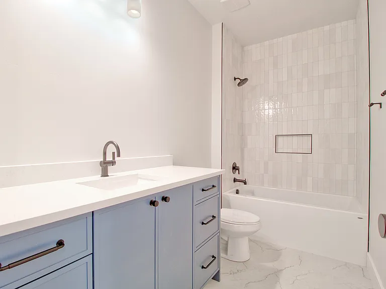 1338 S 450 E — Photo 11
