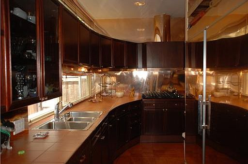 5th image of 4809 Cleary Ave